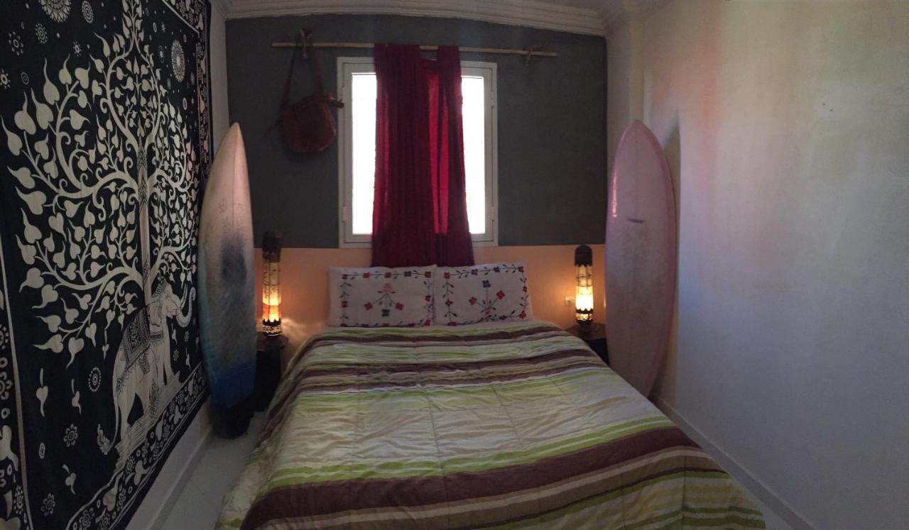 Agachill Surf House Bed and Breakfast Tamraght Exteriör bild