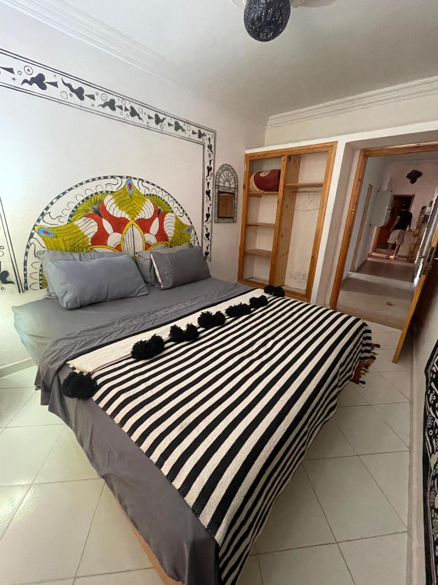 Agachill Surf House Bed and Breakfast Tamraght Exteriör bild
